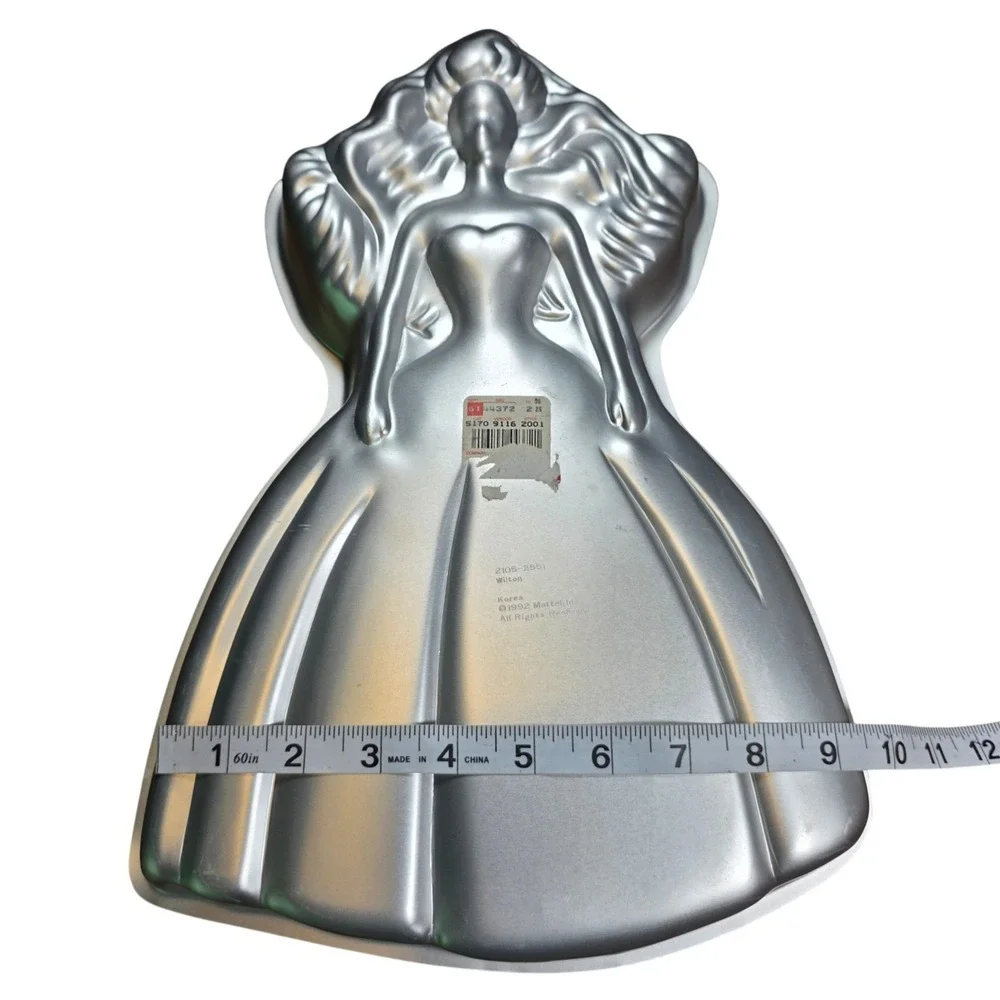 Wilton Barbie Cake Pan Vintage 1992 Mattel Aluminum Mold 2105-2551 Silver